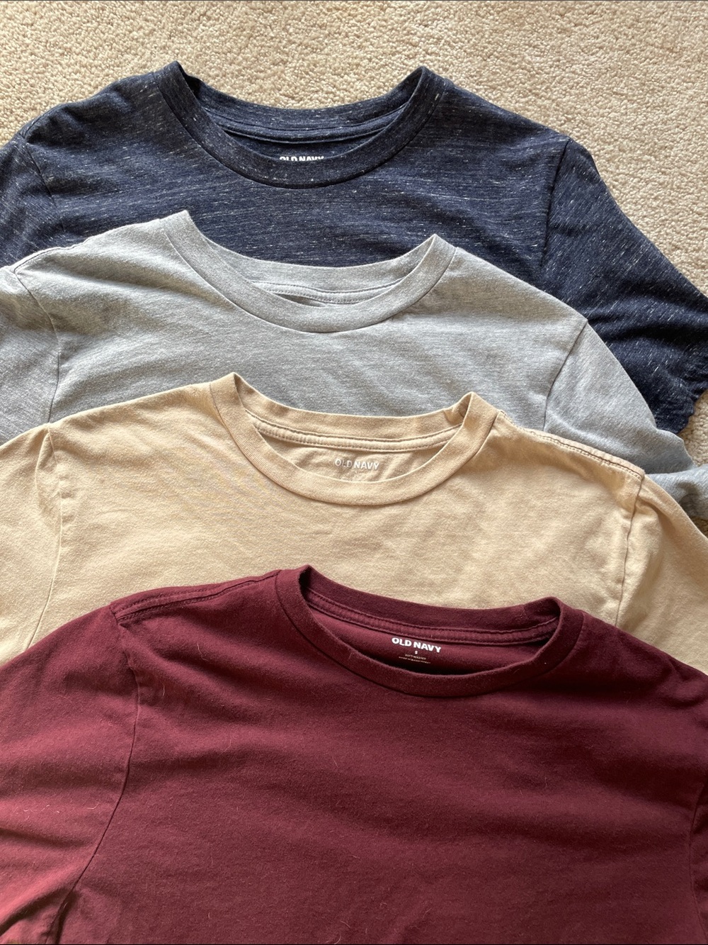 Lot of four Old Navy, soft wash T-shirts, all size small - Picture 2 of 2